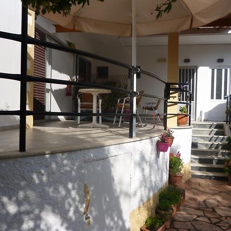 Kostas Apartments & Studios Agios Georgios Pagon Buitenkant foto